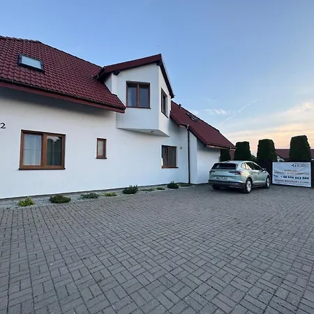 Komfortable In Mit Grossem Garten *